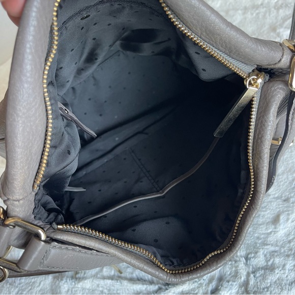 Kate Spade Gray Bag With Snake pattern . - Picture 11 of 17